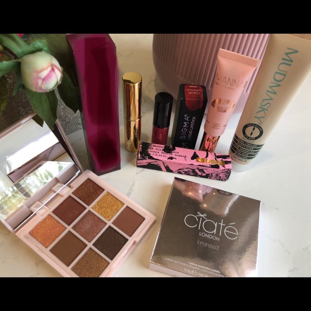 Make up bundle : mascara, lipstick,CIATEeyeshadow